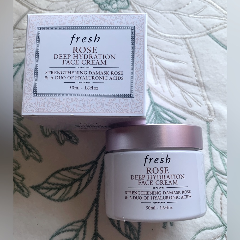 fresh Rose & Hyaluronic Acid Deep Hydration Moisturizer